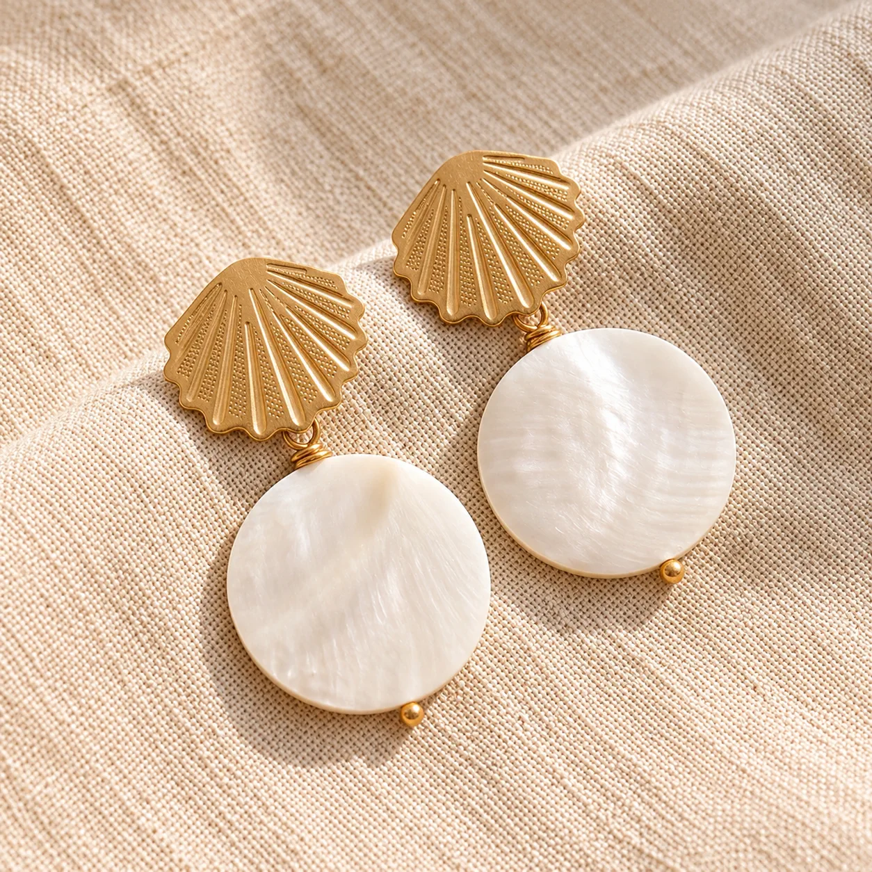 golden shell – mother of pearl disc earrings (3) golden shell – mother of pearl disc earrings (3)
