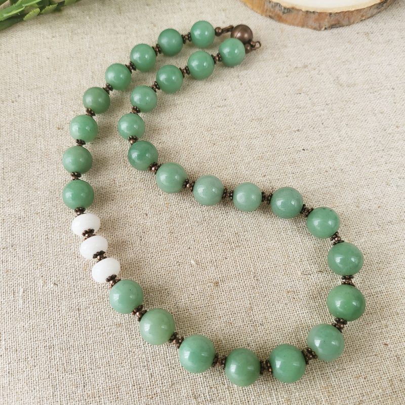 Green and white aventurine necklace with magnetic copper clasp