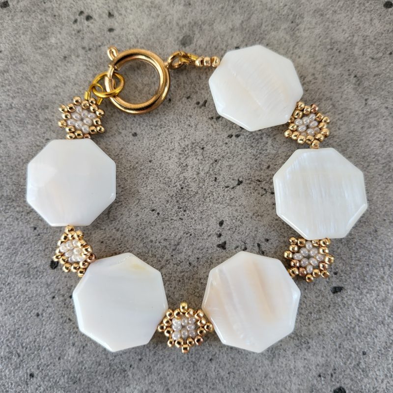 White octagon shell bracelet
