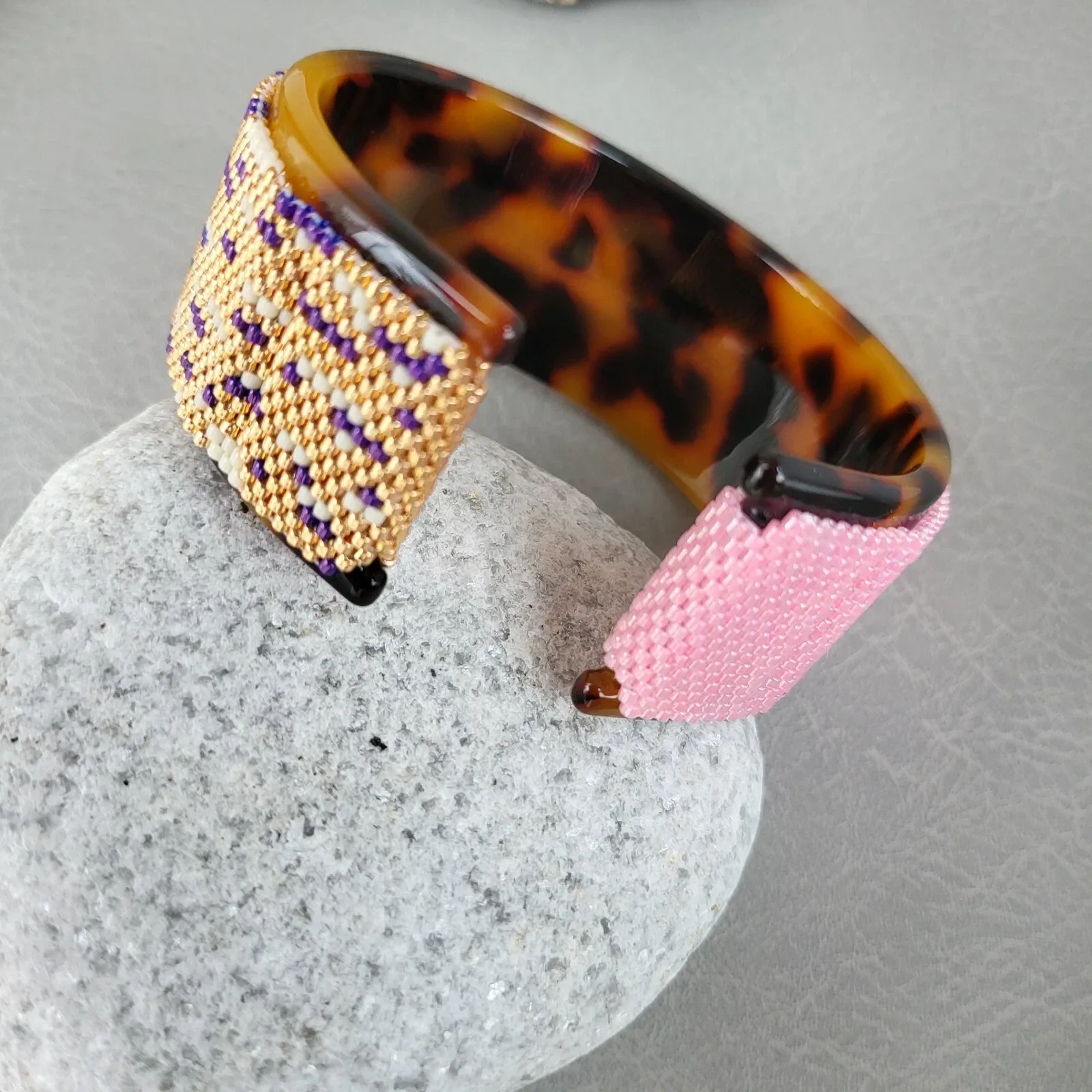 pixie dust – delica seed bead cuff bracelet (7) pixie dust – delica seed bead cuff bracelet (7)