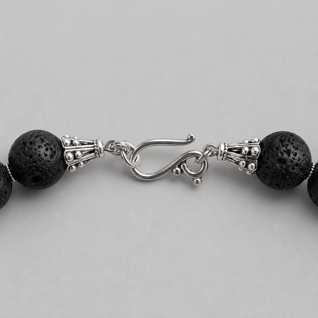 moss & ash – serpentine and lava stone necklace (10) xnc moss & ash – serpentine and lava stone necklace (10) xnc
