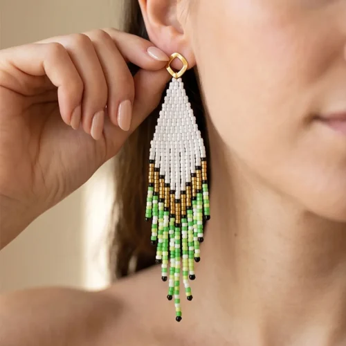 green white gold fringe seed bead earrings (4) xnc